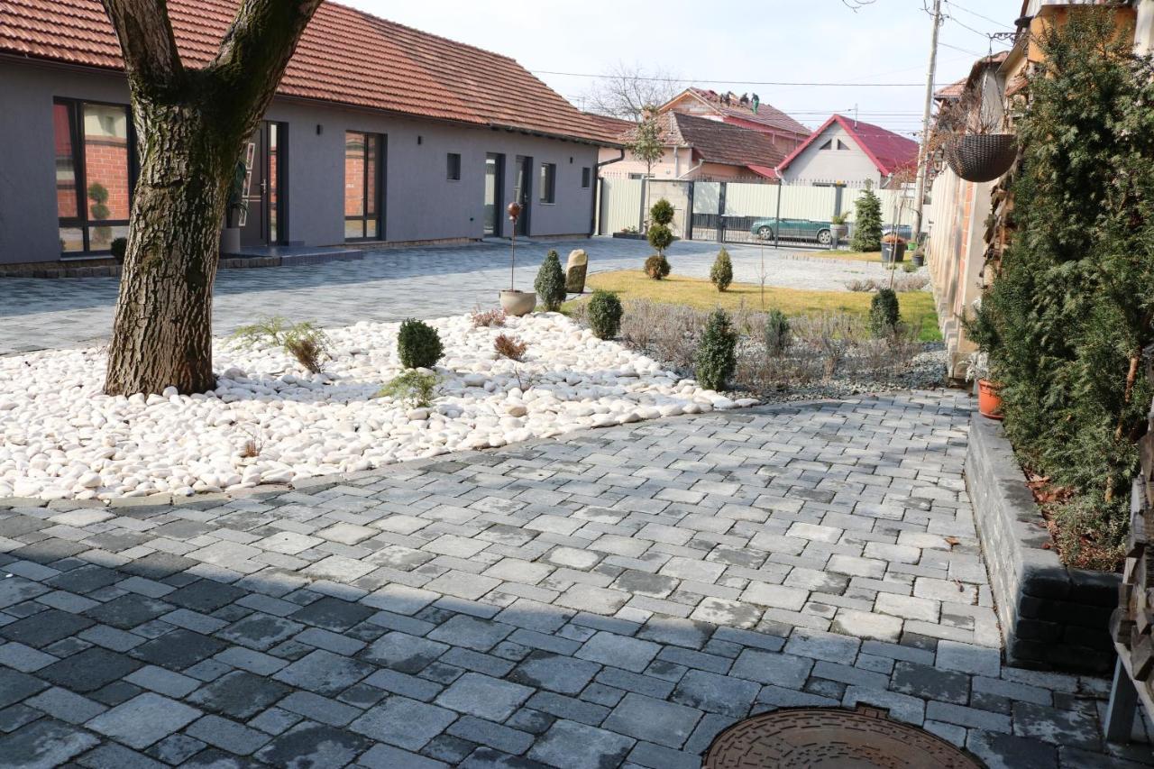 Apartament City La Casa Piano House ,Cu Parcare Алба-Юлія Екстер'єр фото