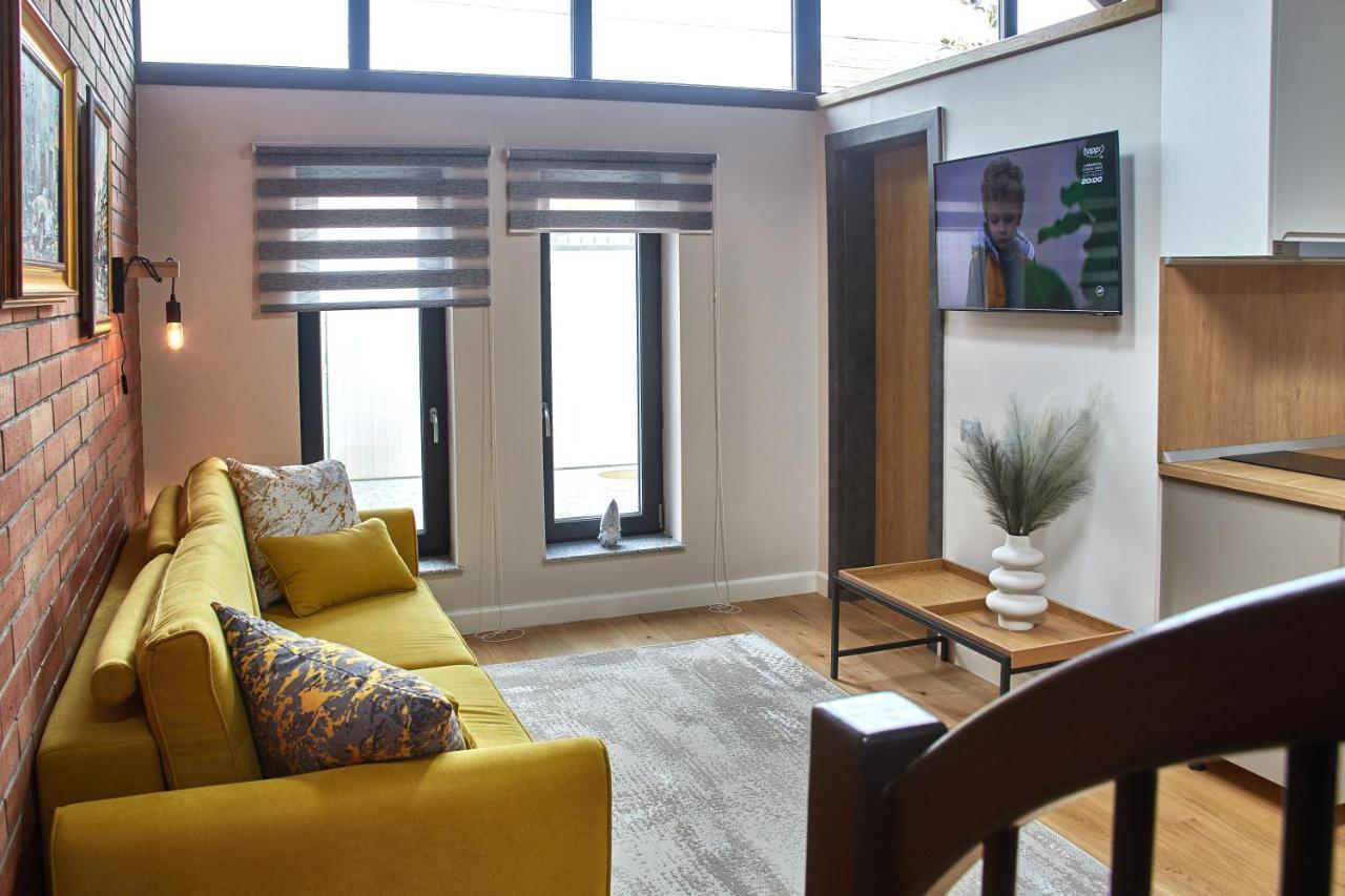 Apartament City La Casa Piano House ,Cu Parcare Алба-Юлія Екстер'єр фото