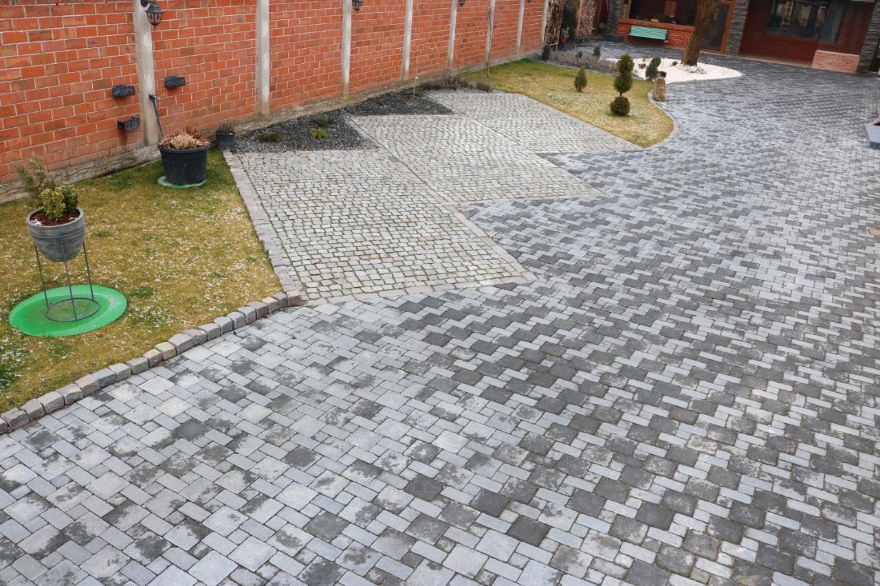 Apartament City La Casa Piano House ,Cu Parcare Алба-Юлія Екстер'єр фото